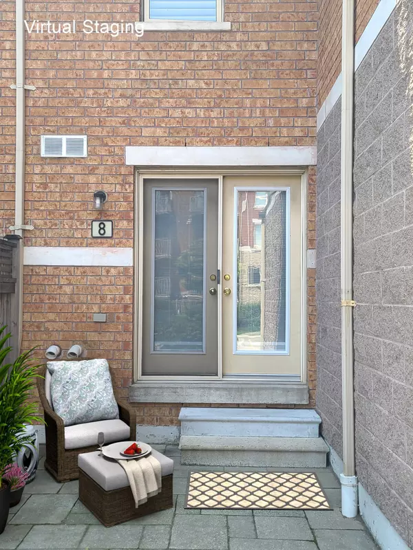 Mississauga, ON L5M 0E9,5025 Ninth Line #8