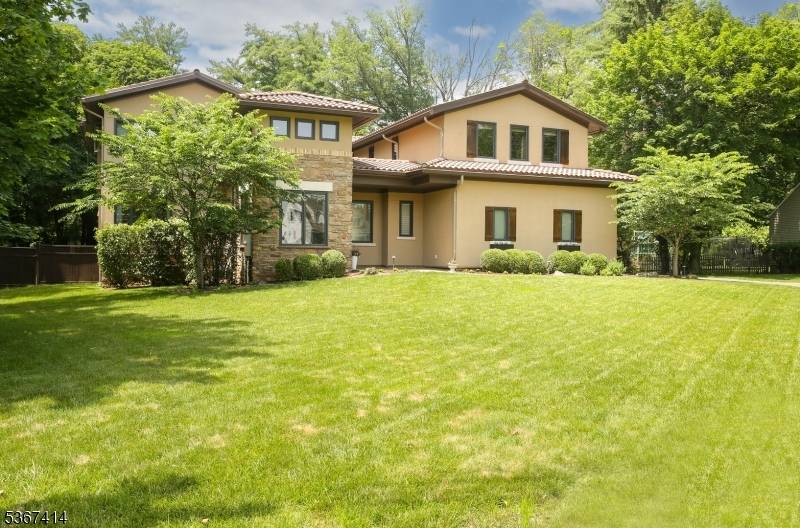 39 Crescent Dr, Morris Twp., NJ 07960