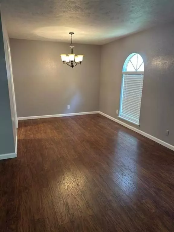 The Colony, TX 75056,5033 CRUTCHBERRY Place