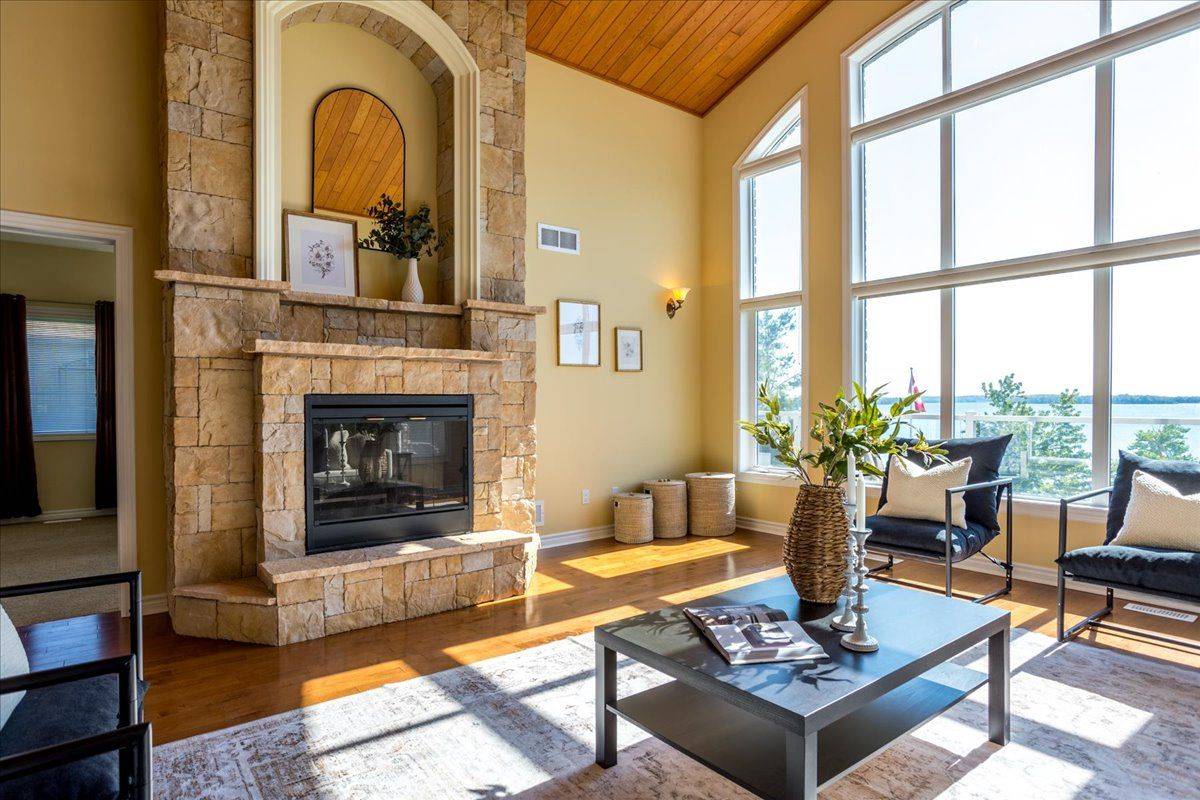 Kawartha Lakes, ON K0M 1A0,139 Peller CT