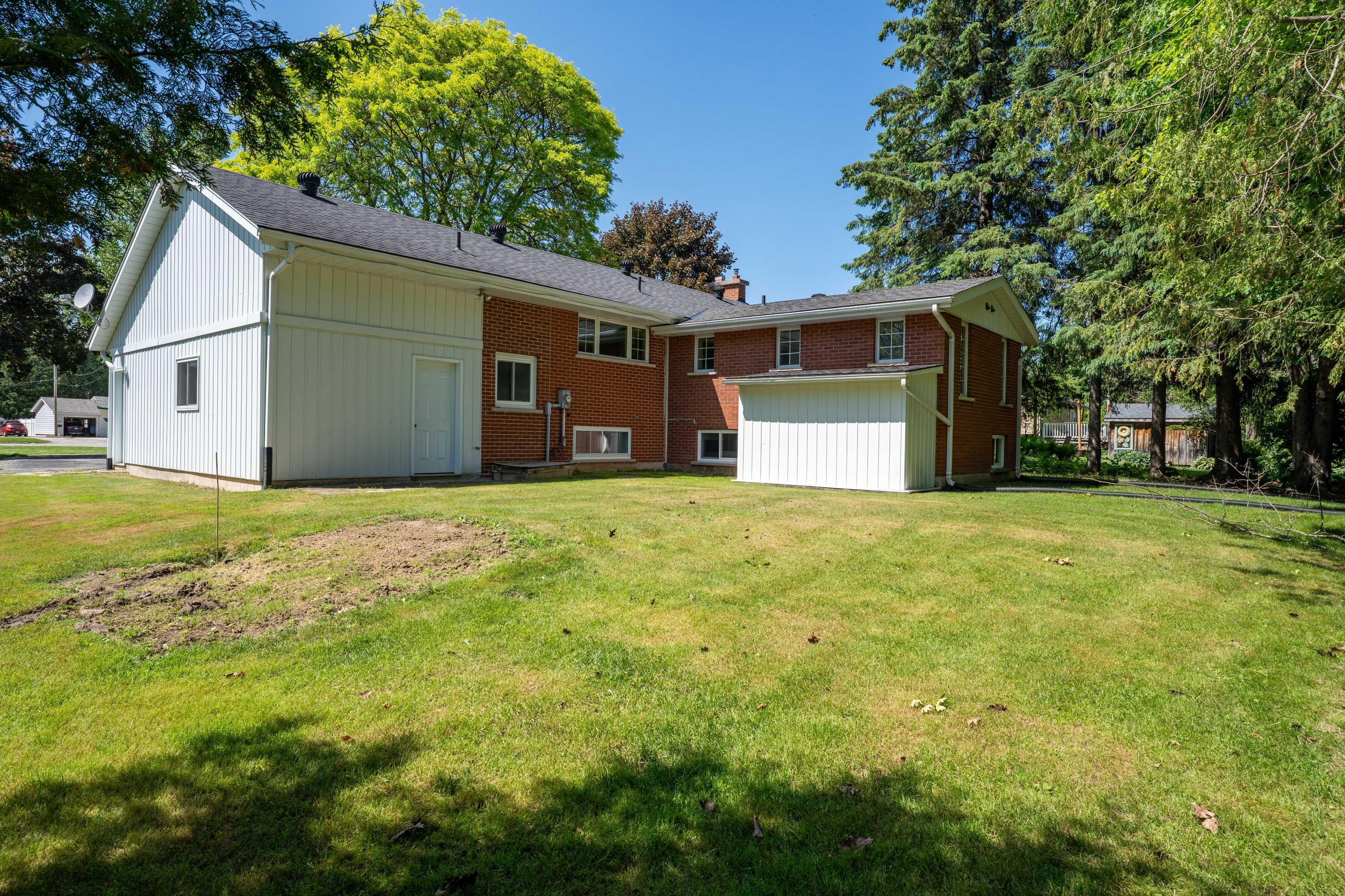 Owen Sound, ON N4K 2T7,345 6th AVE E