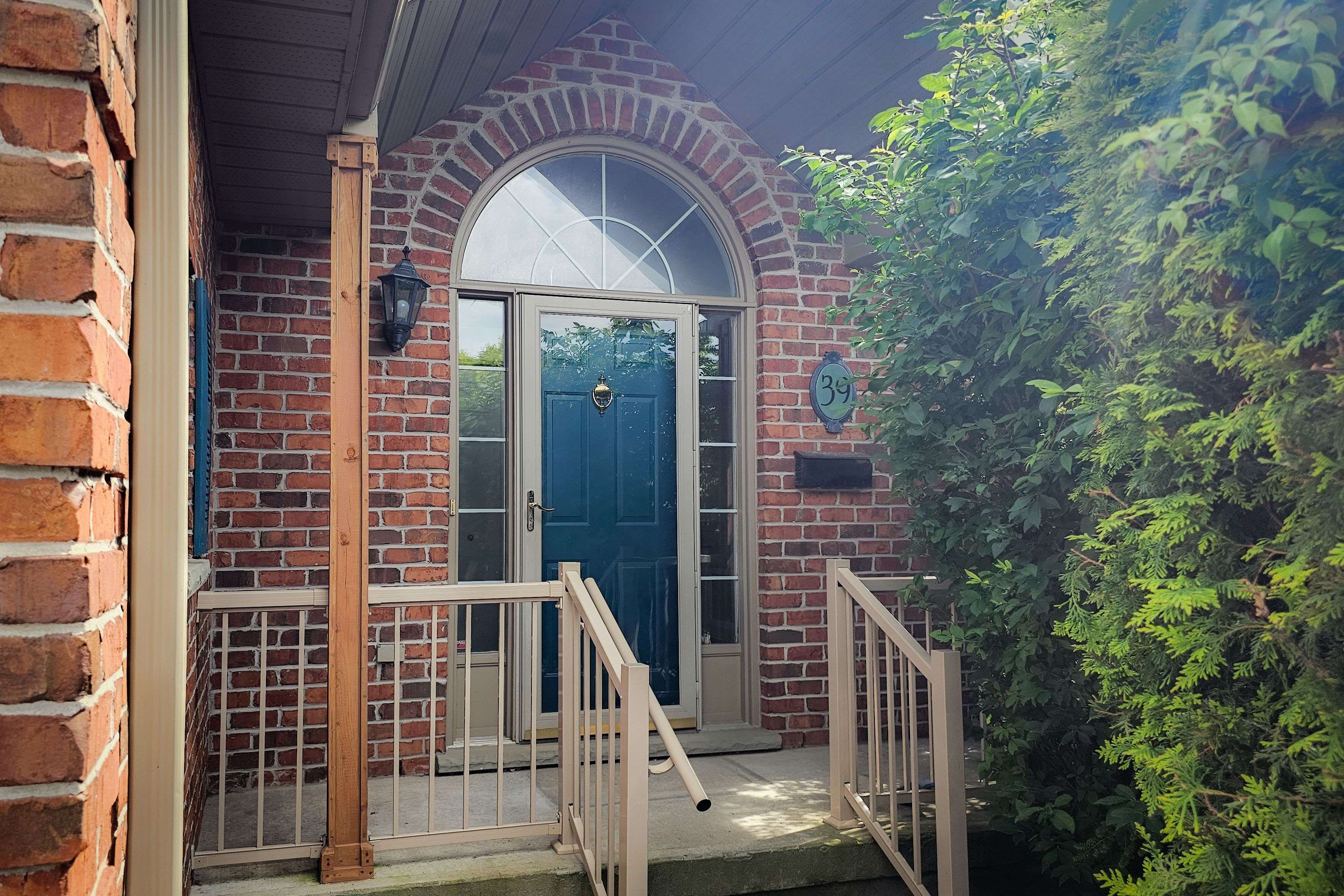 St. Thomas, ON N5R 6E9,39 Juno DR