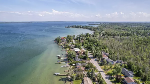Innisfil, ON L9S 3V3,2653 Leonard ST
