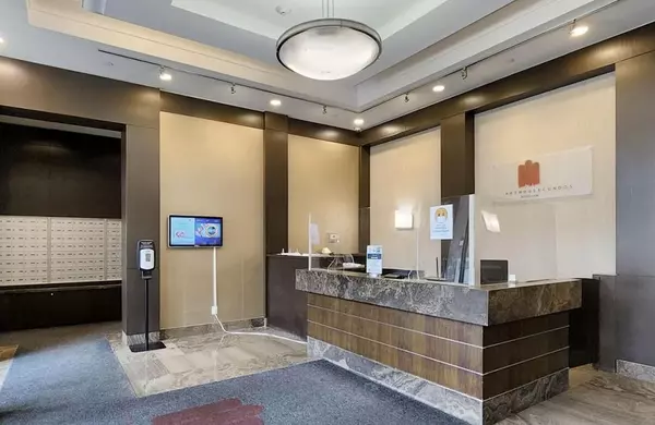 Markham, ON L6E 0T4,9582 Markham RD #802