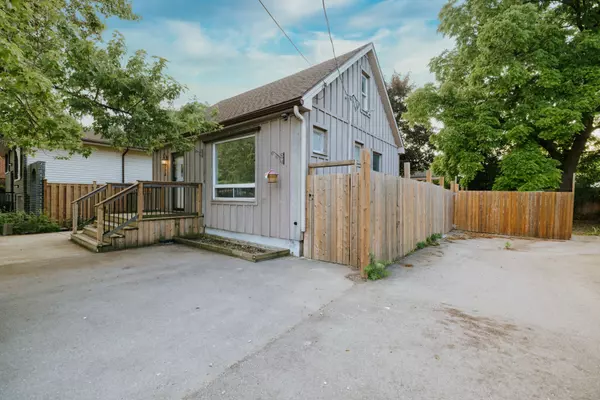 Hamilton, ON L9C 4K4,774 Garth ST