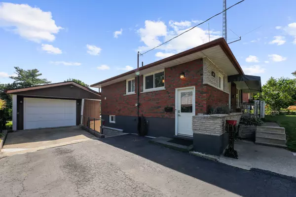 Woodstock, ON N4S 7M7,134 CLARKE ST N