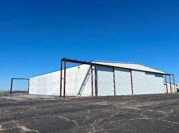 Cleburne, TX 76033,1650 Airport Drive #2100