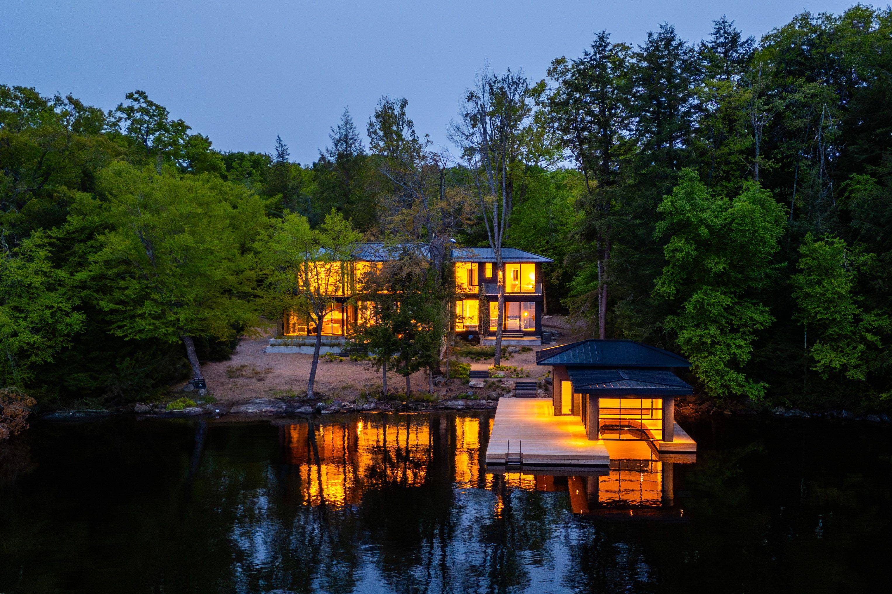 Muskoka Lakes, ON P0C 1A0,1005 Ham RD