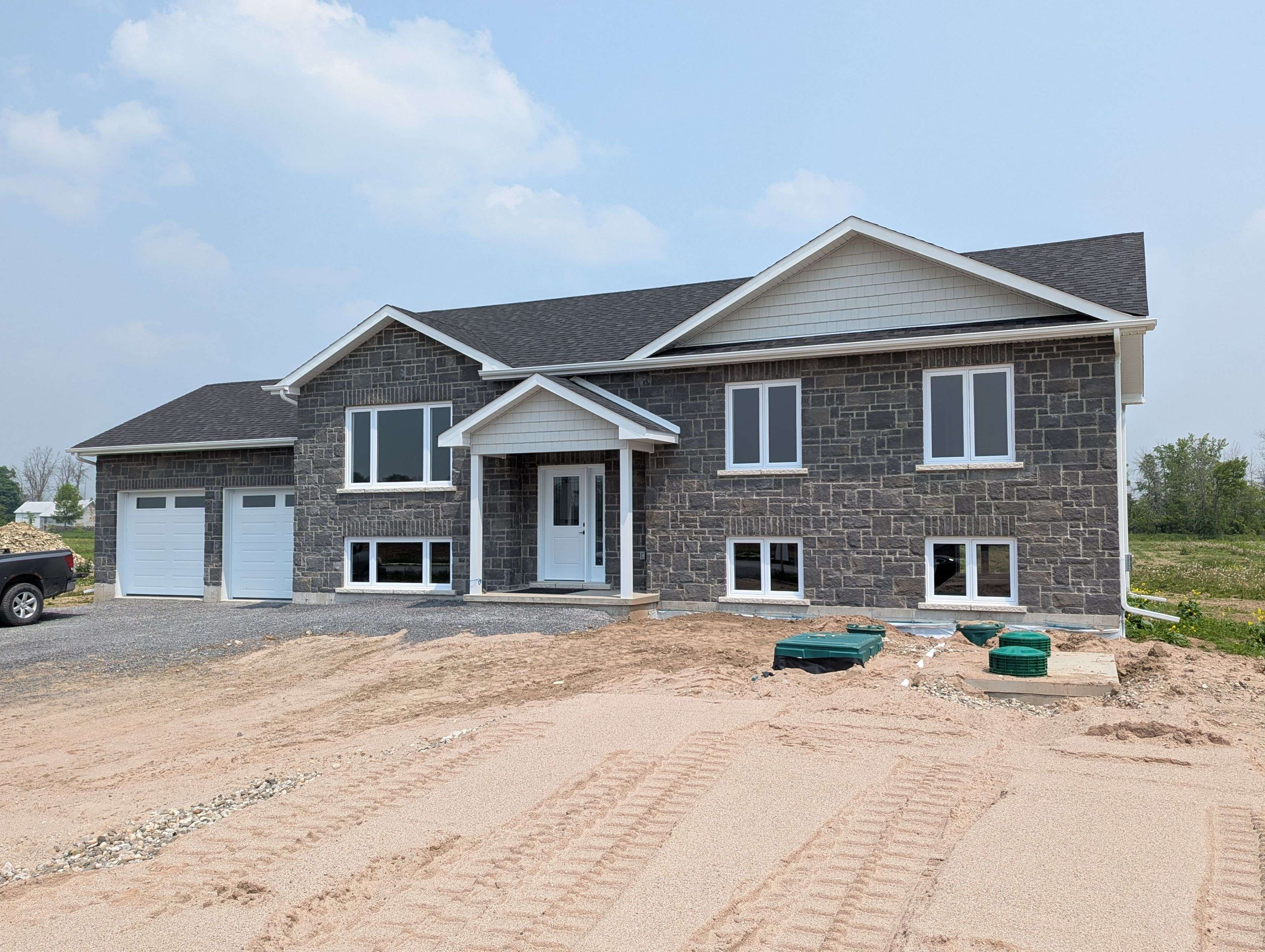 Frontenac, ON K0H 1W0,109 Bittersweet RD