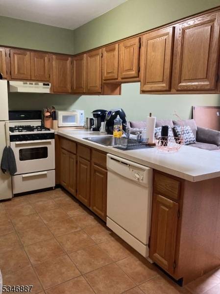 6 Brandywine Ct #4, Vernon Twp., NJ 07462