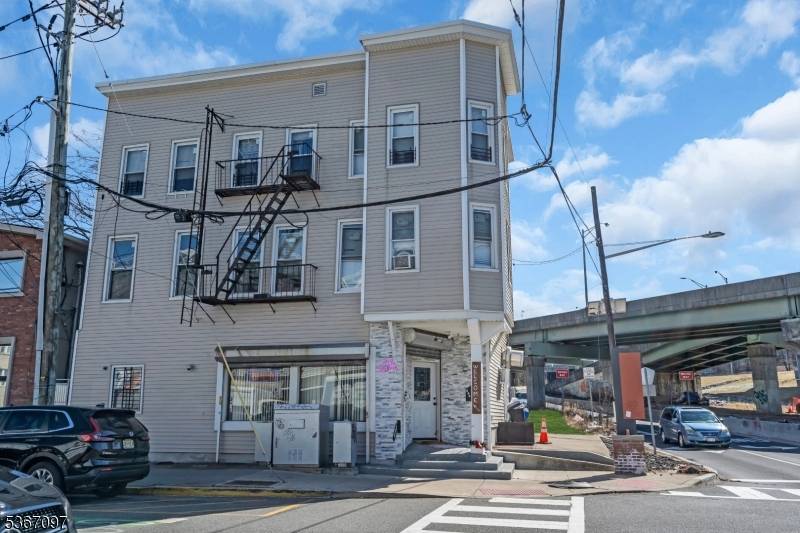 Paterson City, NJ 07501,107 Jersey St