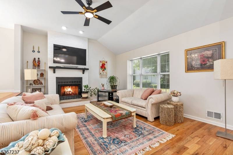 Franklin Twp., NJ 08873,183 Driscoll Ct
