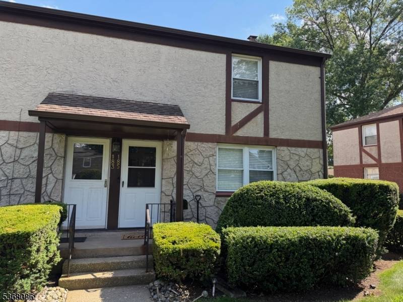 185 High St, Metuchen Boro, NJ 08840