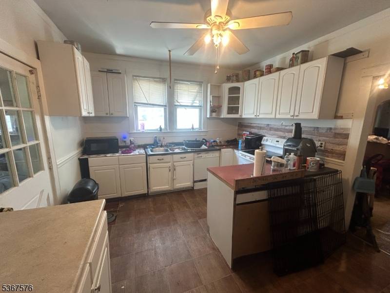 Alpha Boro, NJ 08865,741 North Blvd