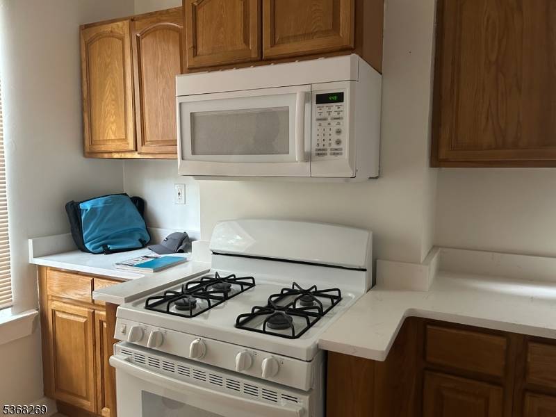 374 Halsted St #2, East Orange City, NJ 07018