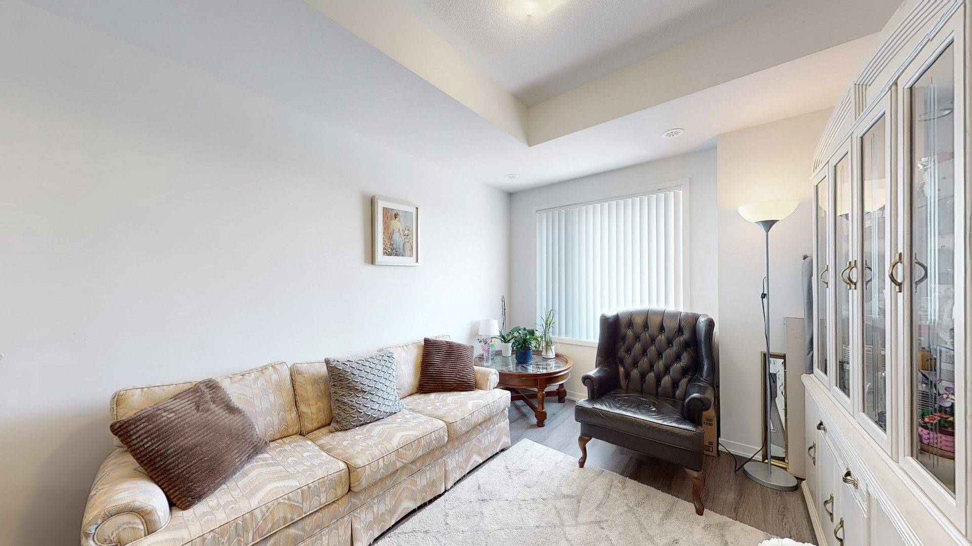 Toronto W06, ON M8V 0J6,260 Twelfth ST #5
