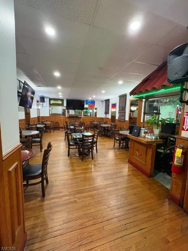 Union City, NJ 07087,3717 Kennedy Blvd