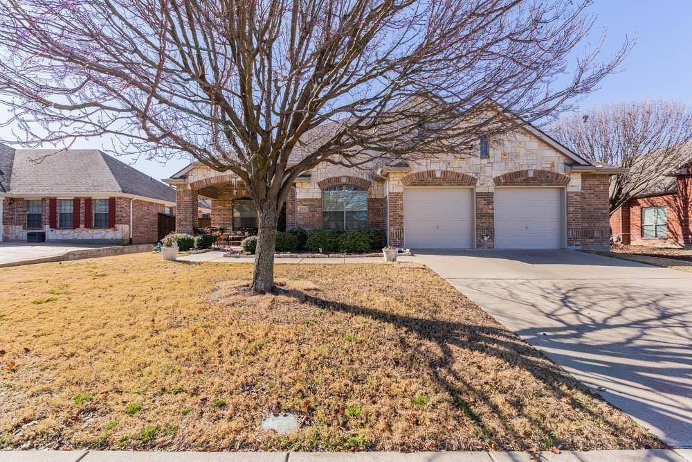 1010 Dancing Waters, Forney, TX 75126