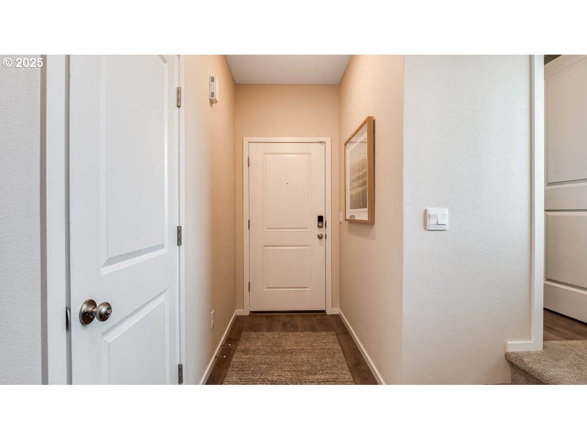 Woodburn, OR 97071,910 Sparrow ST