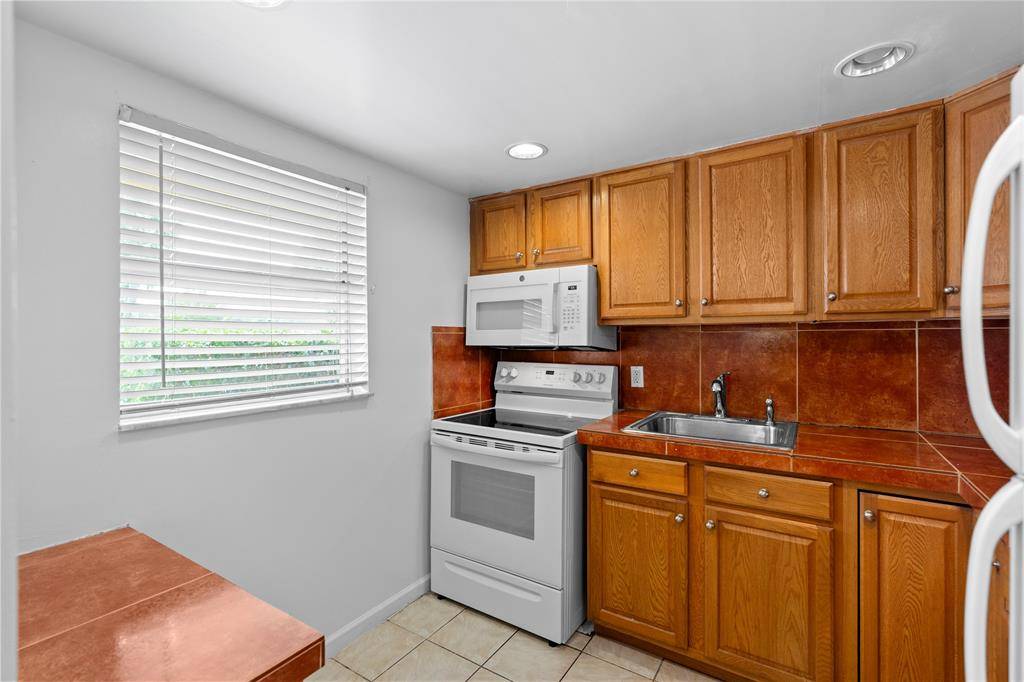 Deerfield Beach, FL 33441,3500 SW Natura Blvd #109