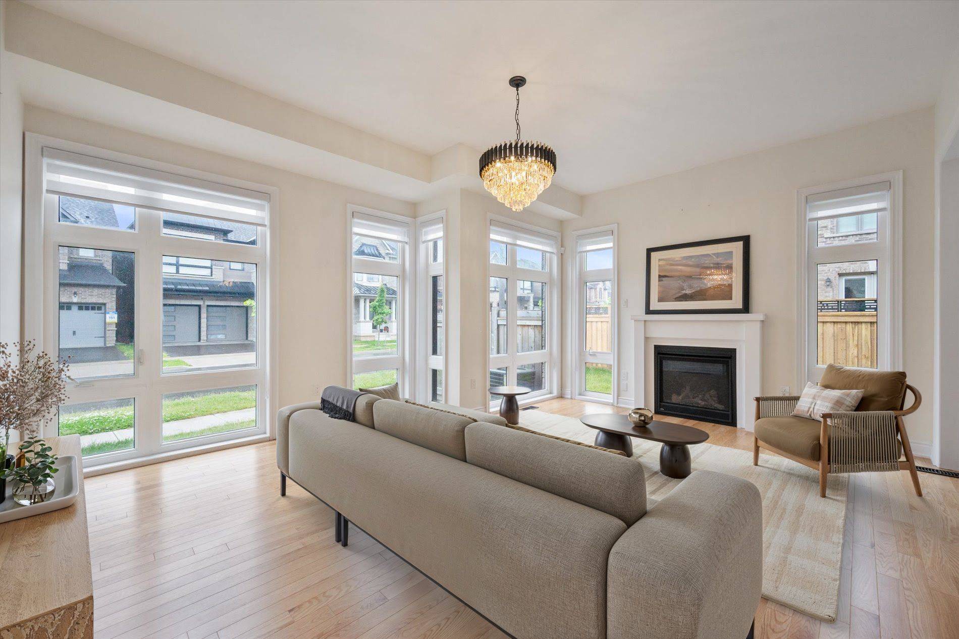 Oakville, ON L6M 4G3,2417 Edward Leaver TRL