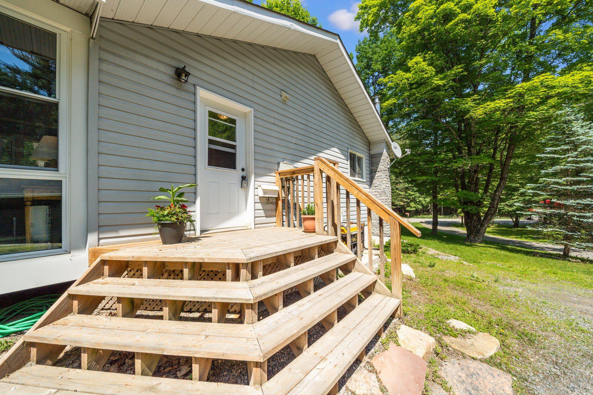 Huntsville, ON P1H 2N5,504 South Waseosa Lake RD