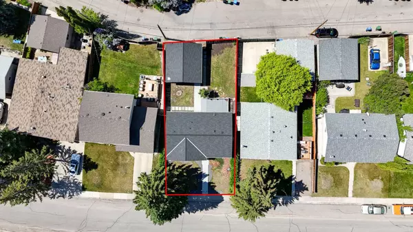 Calgary, AB T2J 3G1,1344 Lake Michigan CRES SE