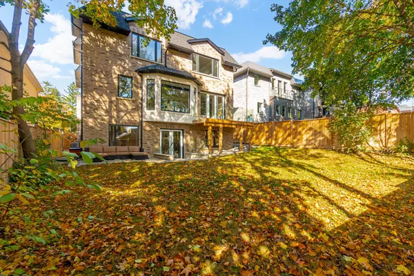 Toronto C07, ON M2N 1T1,179 Burndale AVE