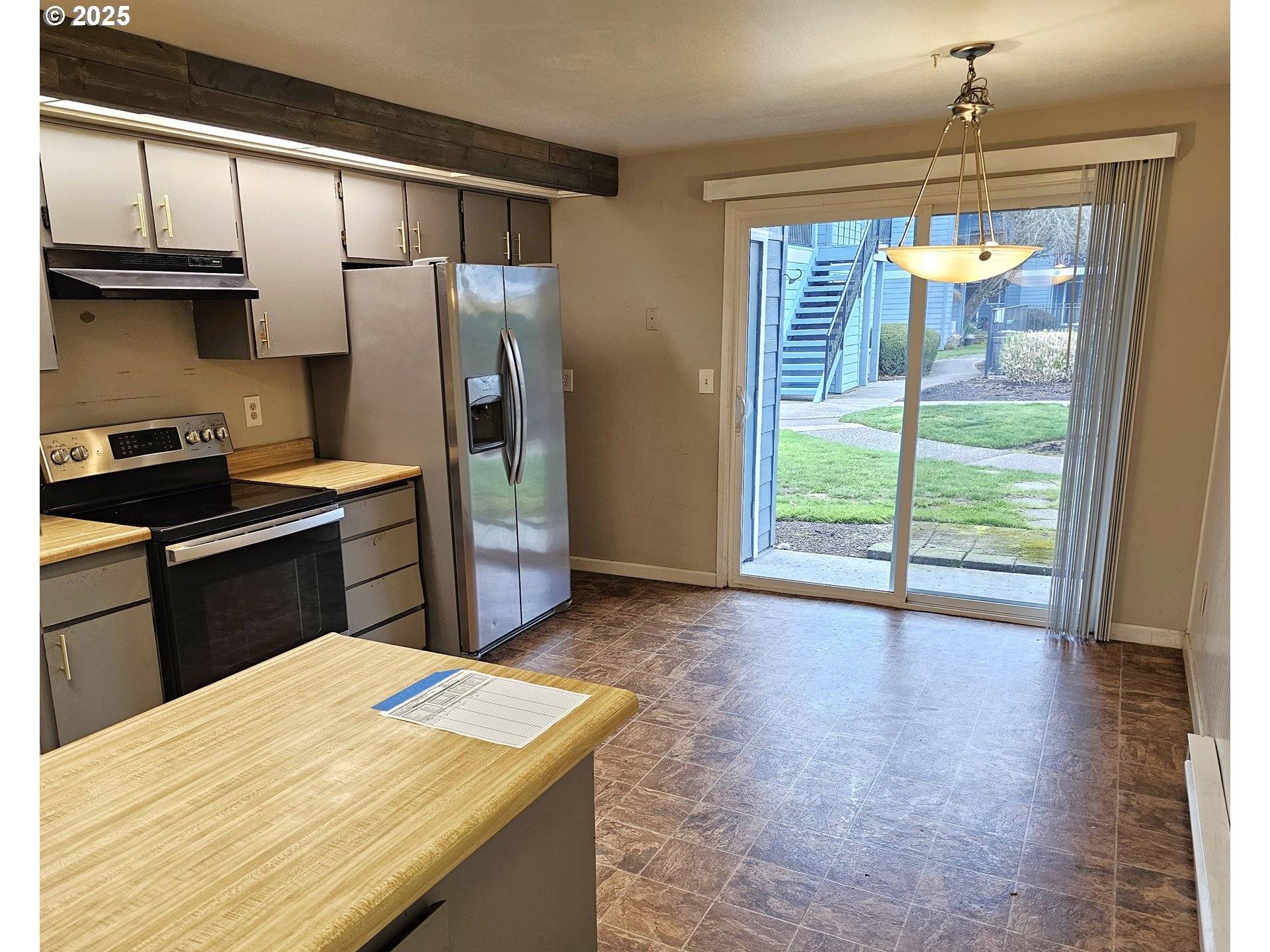 Hillsboro, OR 97123,2330 SE BROOKWOOD AVE #111