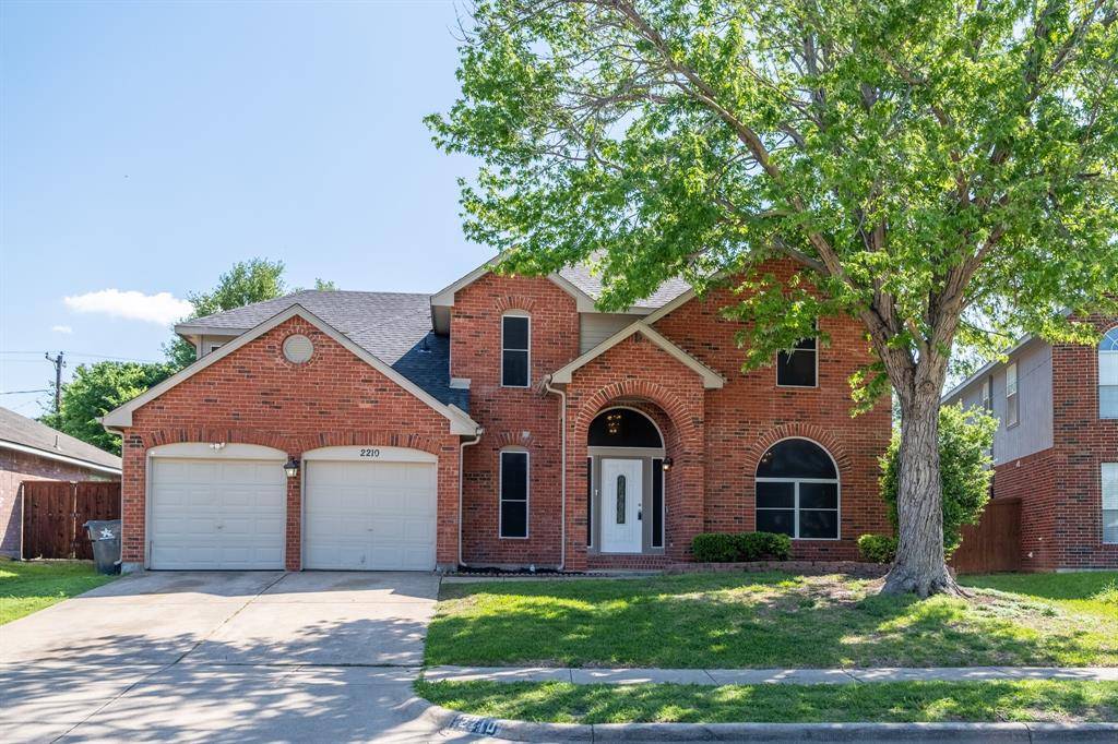 2210 Belton Drive, Arlington, TX 76018