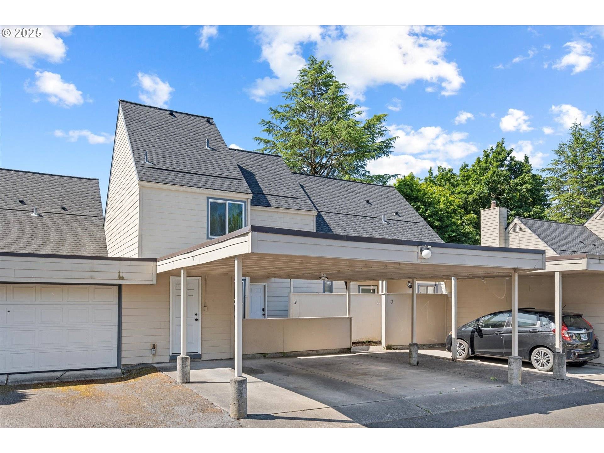 Gresham, OR 97030,251 NE VILLAGE SQUIRE AVE #2