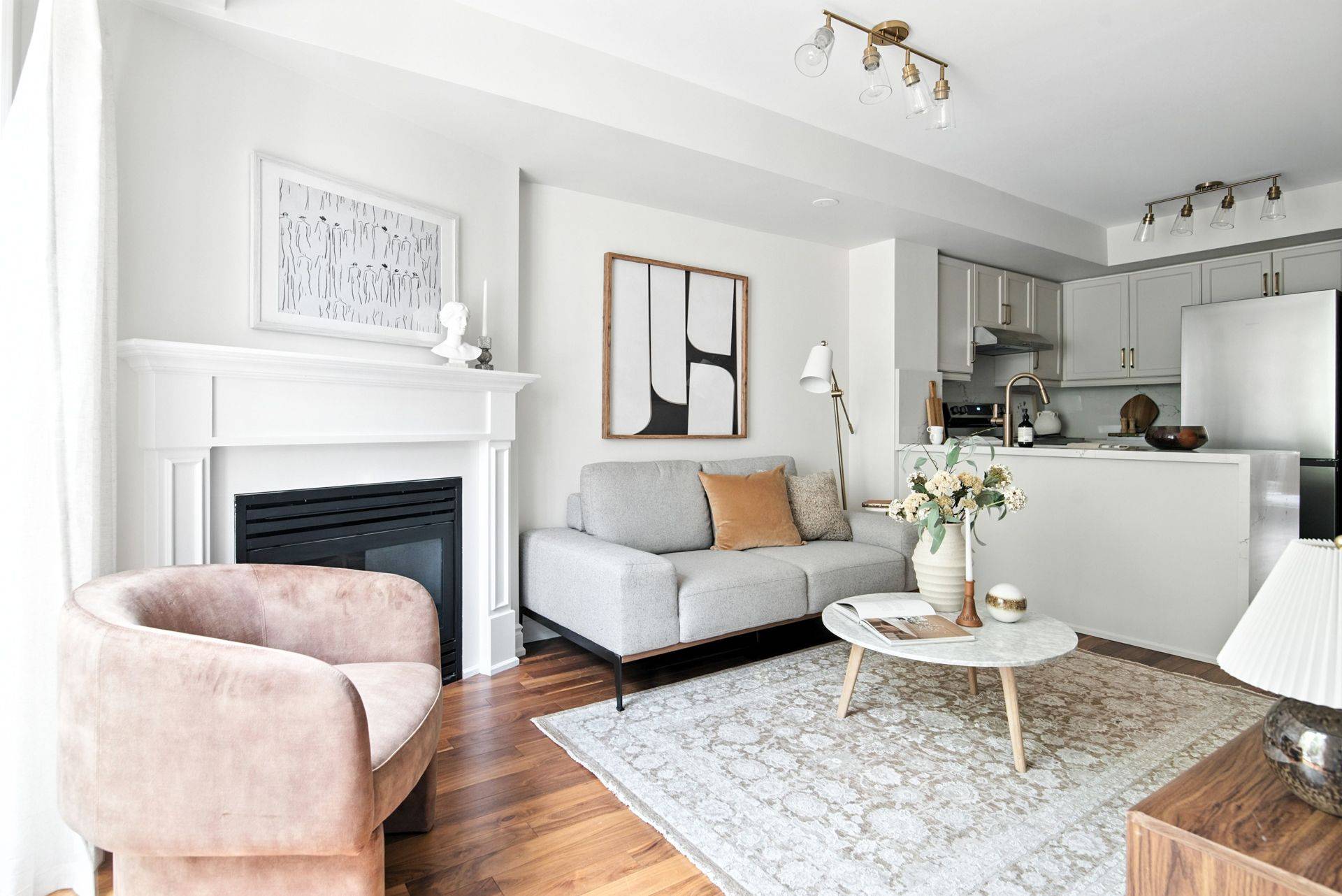 Toronto W01, ON M6K 1X2,18 Laidlaw ST #1026