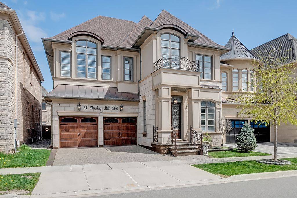 54 Threshing Mill BLVD, Oakville, ON L6H 0V6