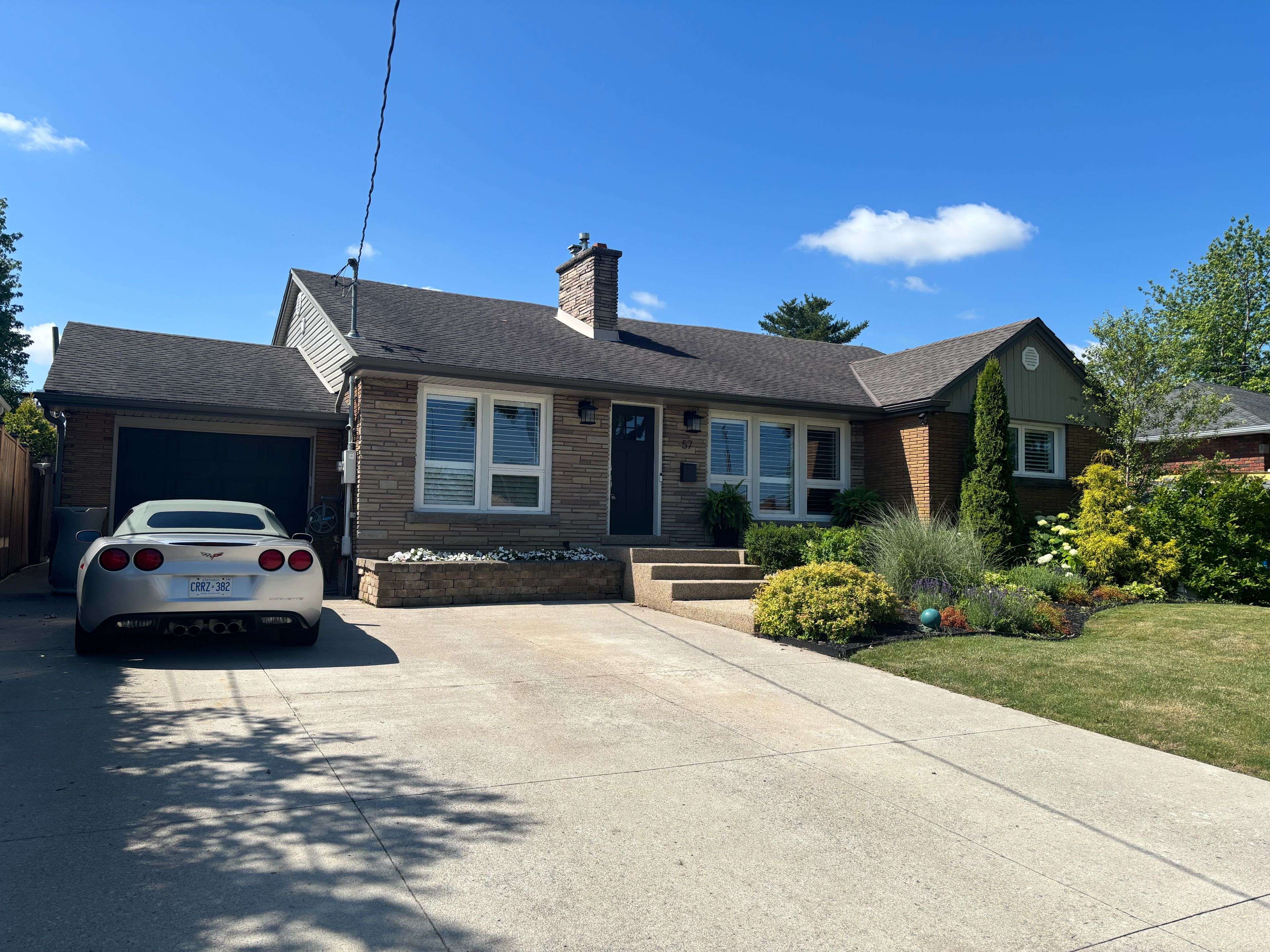 57 Metcalfe ST S, Thorold, ON L2V 3A2
