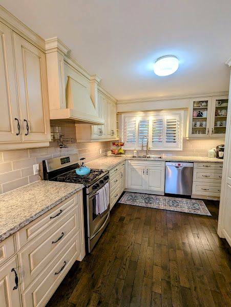 Thorold, ON L2V 3A2,57 Metcalfe ST S