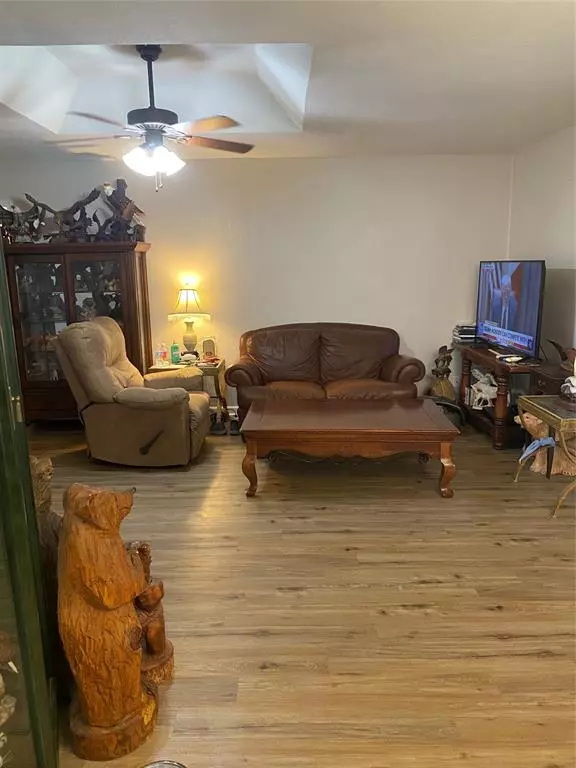Glen Rose, TX 76043,600 E Elm Street