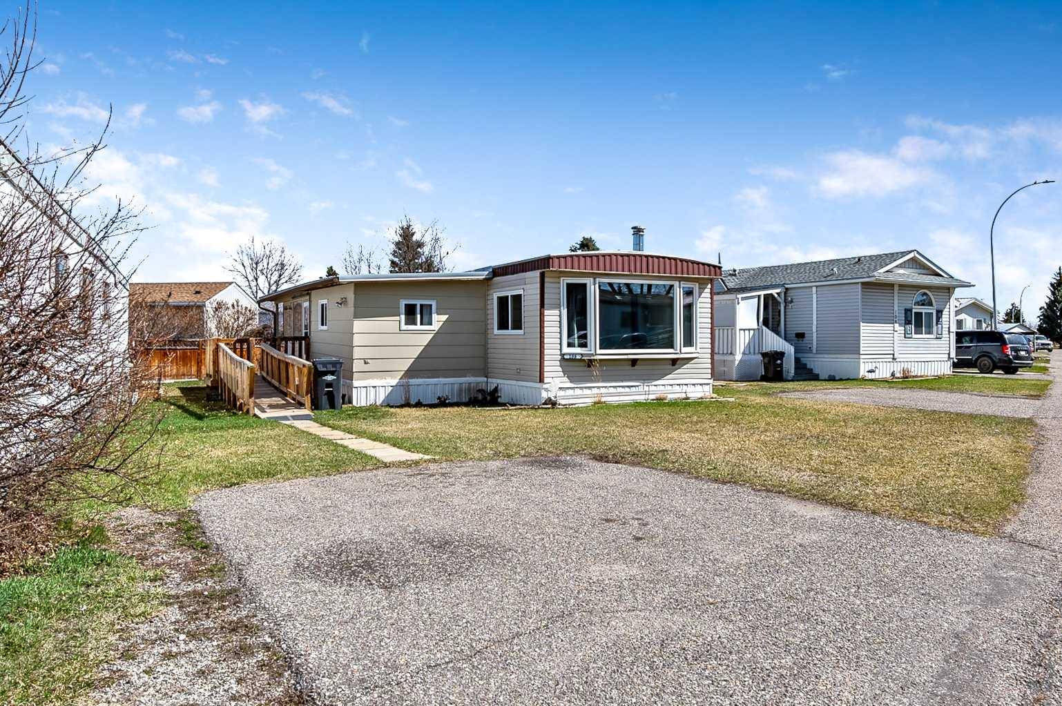 High River, AB T1V 1J7,106 Home Bay Southeast