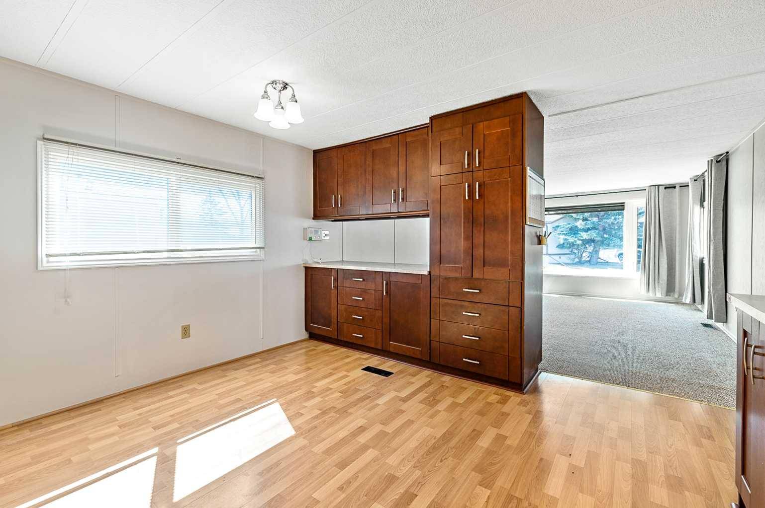 High River, AB T1V 1J7,106 Home Bay Southeast