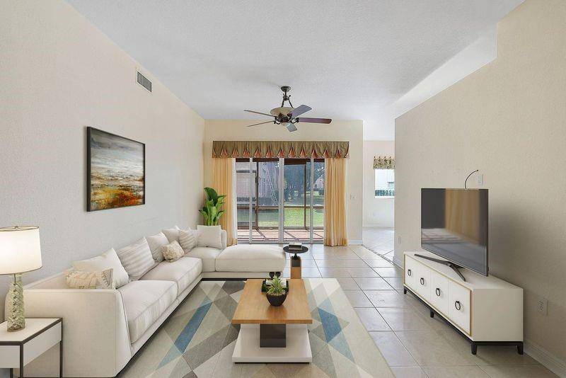 Tamarac, FL 33321,7919 Exeter Blvd #102