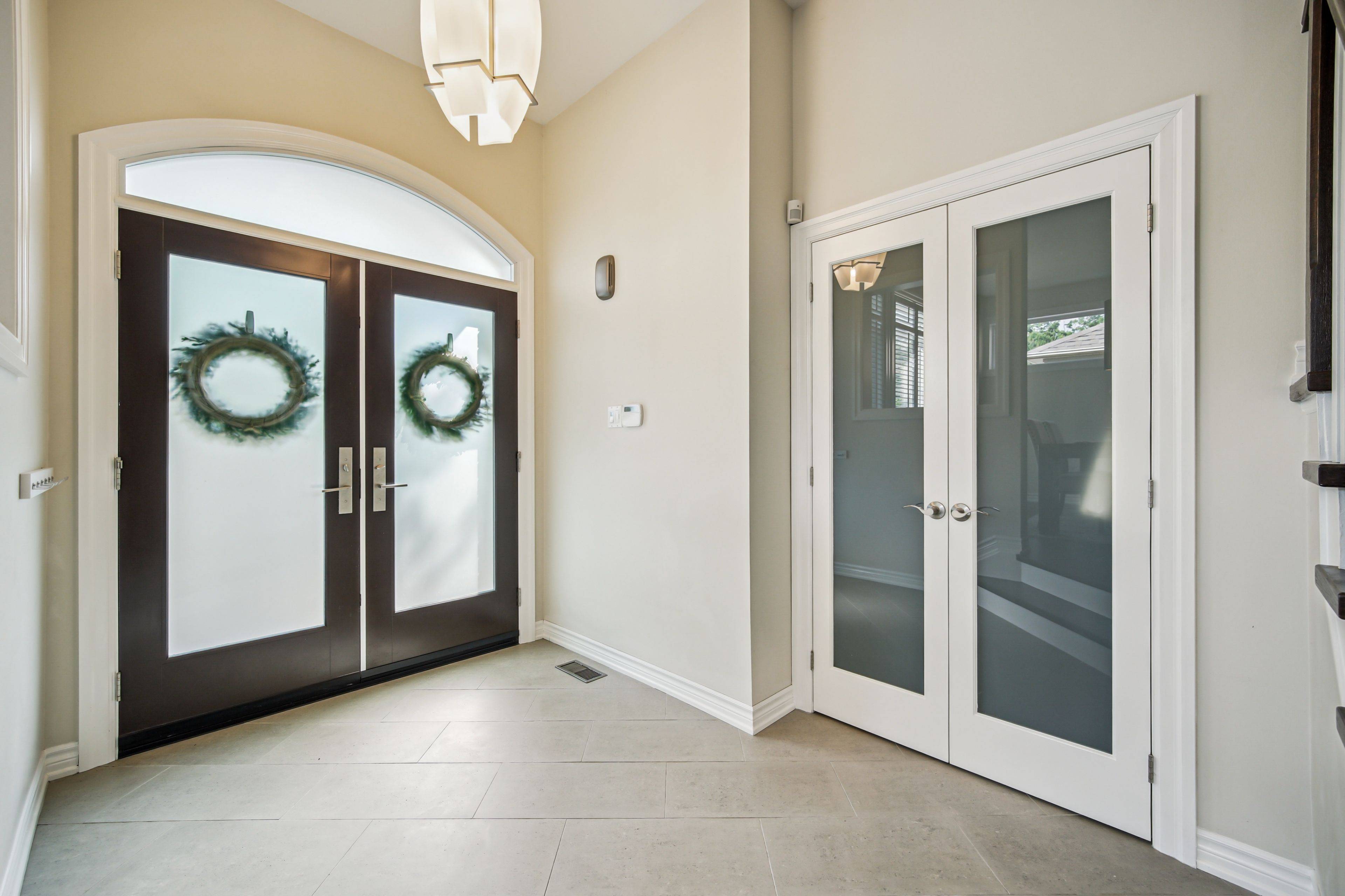 Oakville, ON L6M 3R5,2114 Nightingale WAY