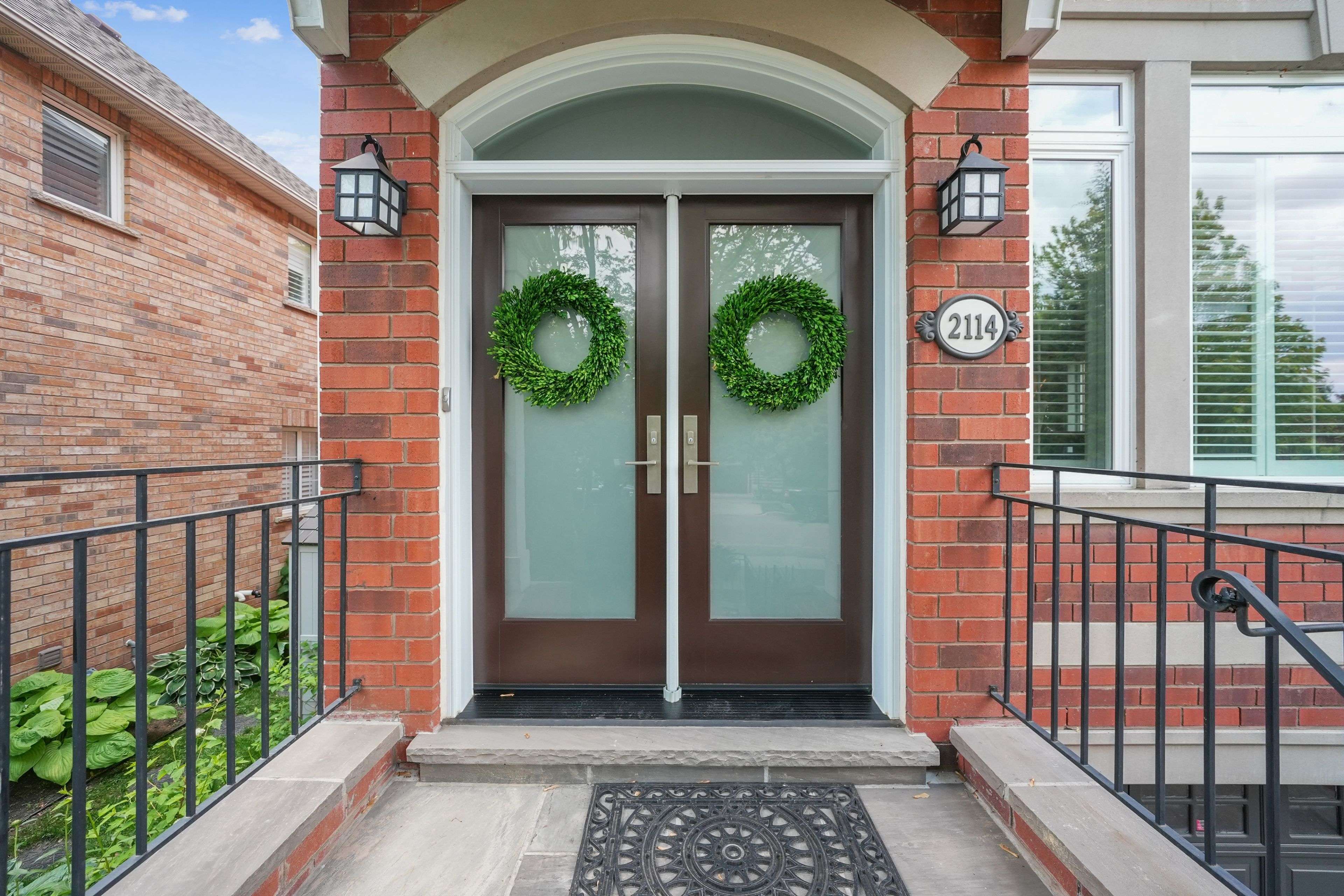 Oakville, ON L6M 3R5,2114 Nightingale WAY