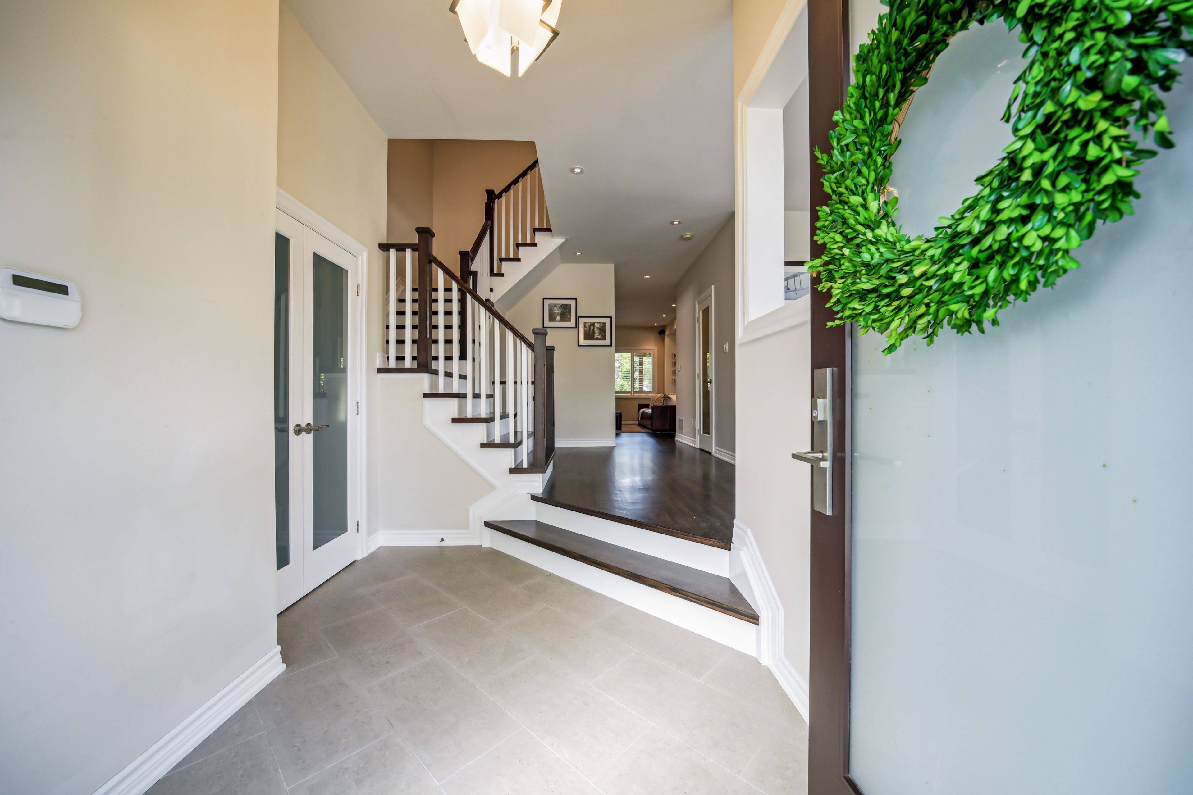 Oakville, ON L6M 3R5,2114 Nightingale WAY