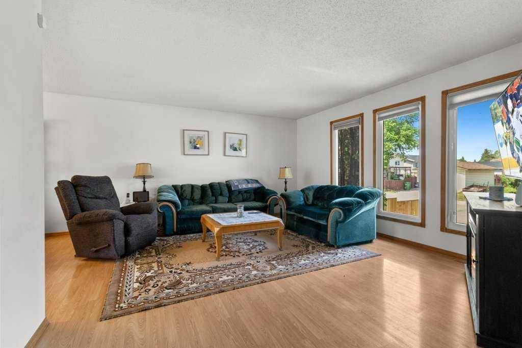 Red Deer, AB T4R 1N5,51 Manning ST