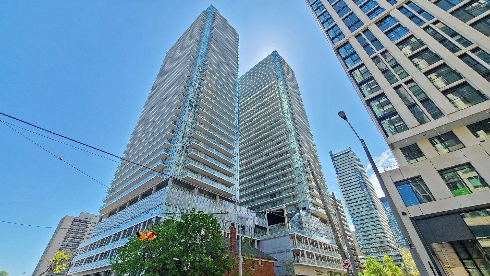195 Redpath AVE #3202, Toronto C10, ON M4P 0E4