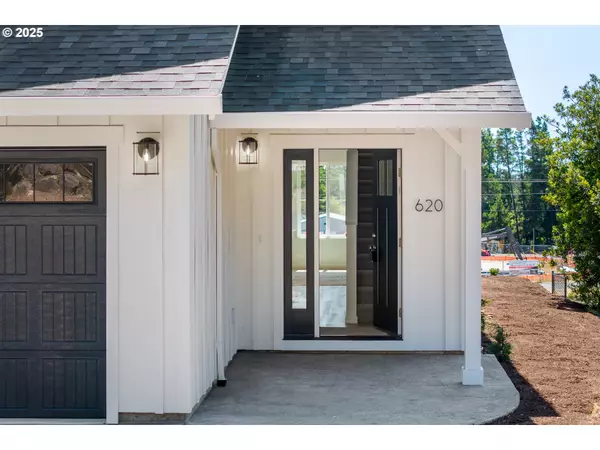Manzanita, OR 97130,620 NORTH AVE