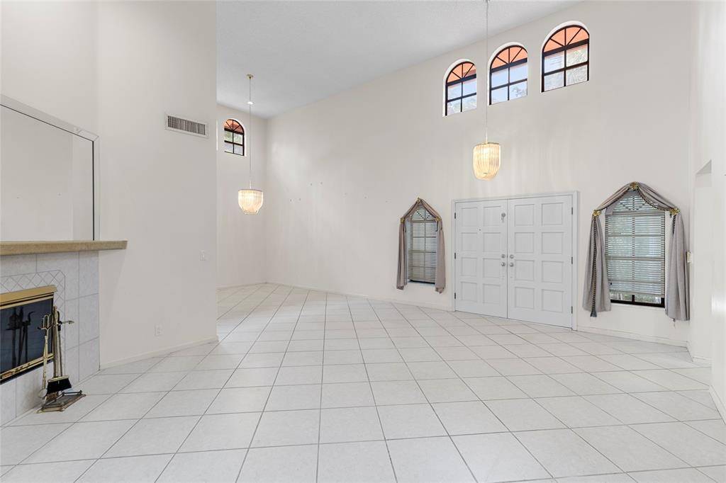 Boca Raton, FL 33434,[StreetName,UnitNumber,StreetNumber,StreetDirPrefix]
