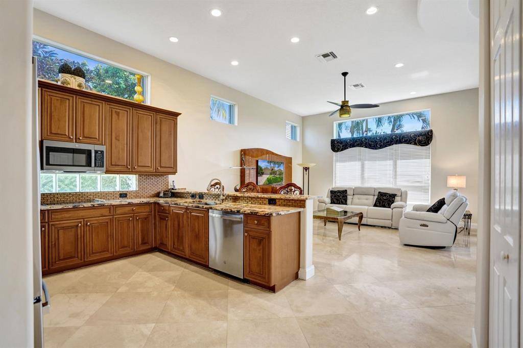 Boynton Beach, FL 33437,[StreetName,UnitNumber,StreetNumber,StreetDirPrefix]