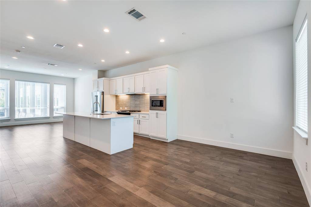 Dallas, TX 75204,1771 Mccoy Street #303