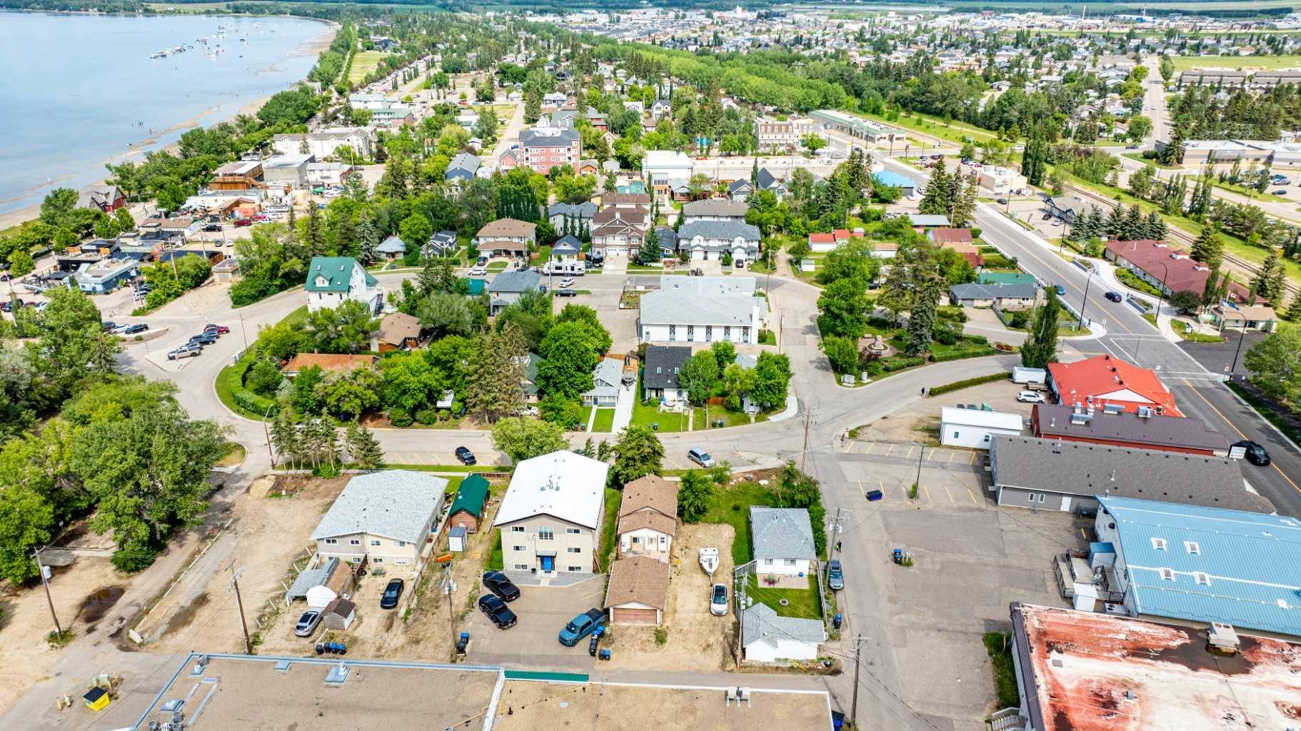 Sylvan Lake, AB T4S 1C6,5018 49 ST