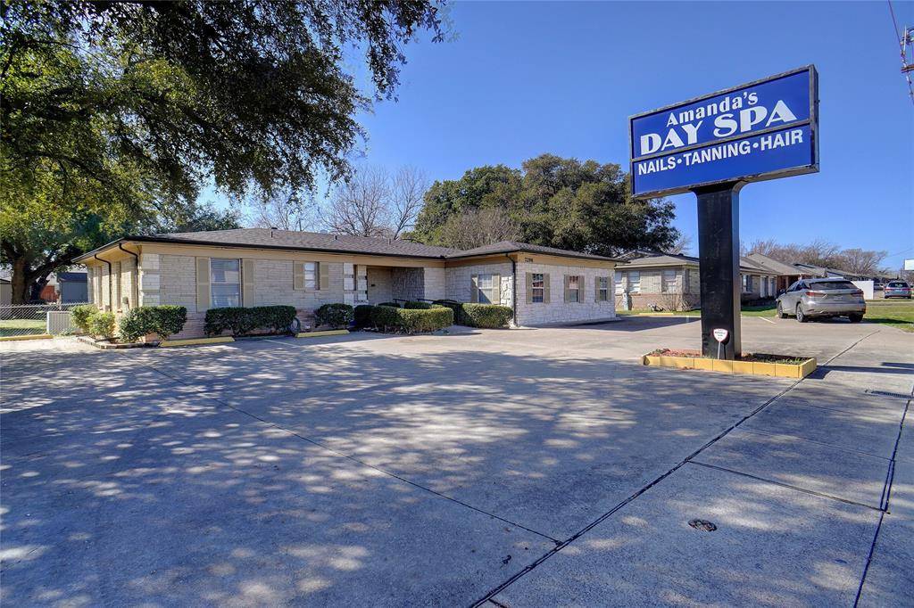 Richland Hills, TX 76180,7298 Glenview Drive